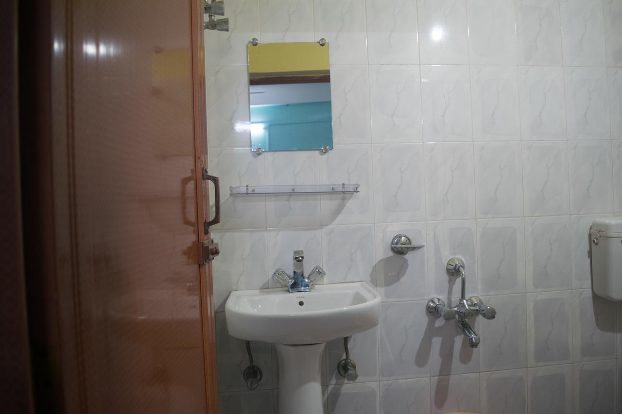Sewak Lodge Silchar Eksteriør billede